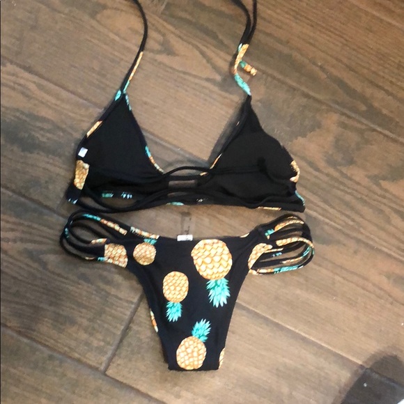 CupShe pineapple Swimsuit - Picture 2 of 3
